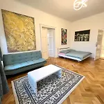 Wenceslas Square 150 M2 Lägenhet *