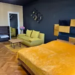 Lägenhet Wenceslas Square 150 M2 *
