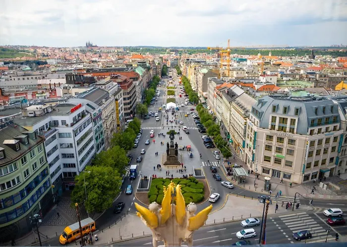 Daire Wenceslas Square 150 M2 *