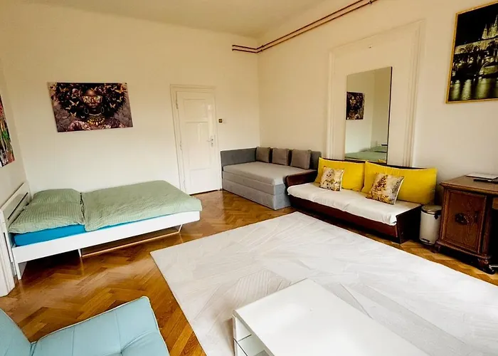 Wenceslas Square 150 M2