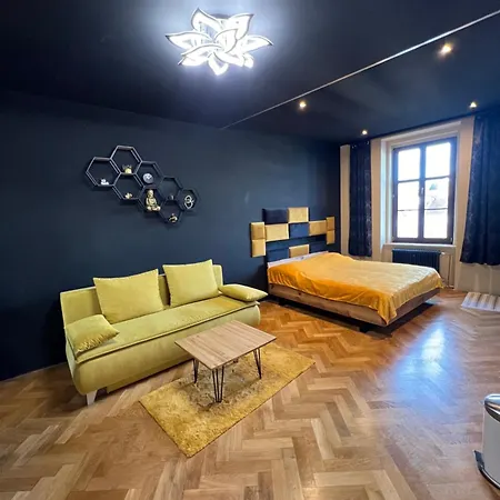 Apartment Wenceslas Square 150 M2 *