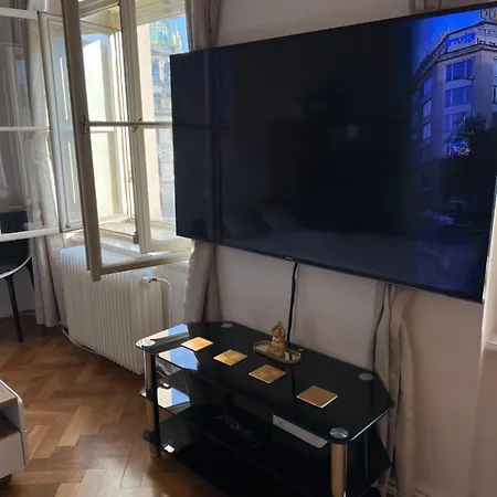 Wenceslas Square 150 M2 Apartment *