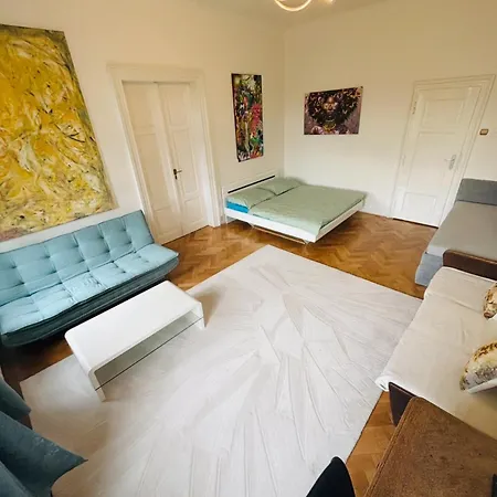 Wenceslas Square 150 M2 아파트