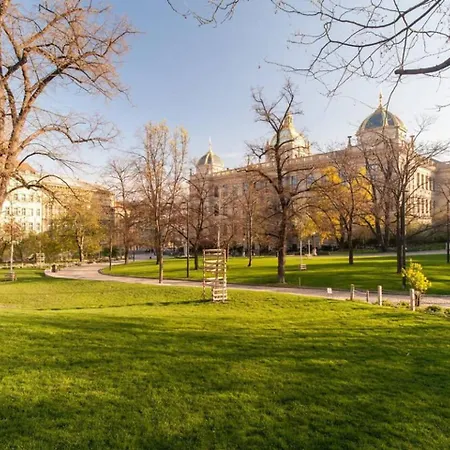 Wenceslas Square 150 M2 Prag