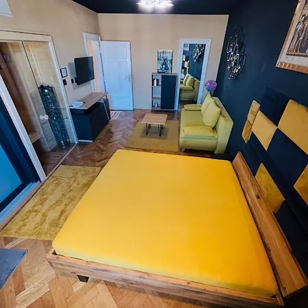 Apartmán Wenceslas Square 150 M2 *